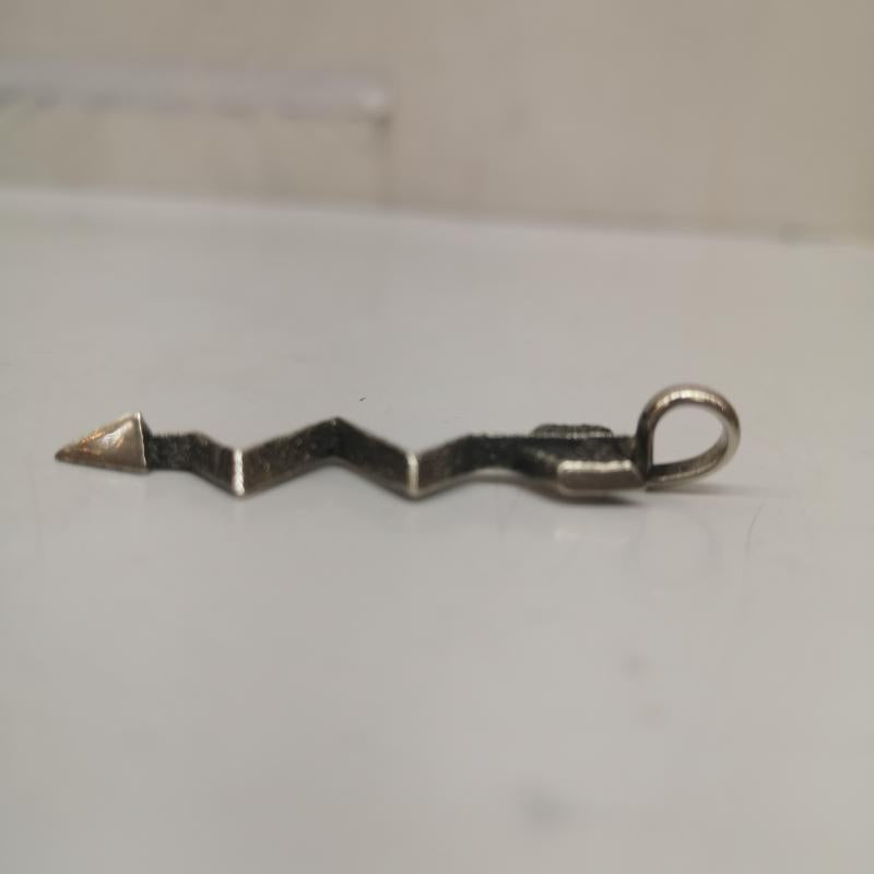 インディアンジュエリー Indian Jewelry アクセサリー ネックレス、ペンダント Aaron Anderson アーロンアンダーソン ライトニング アロー ペンダント - メンズ USED 古着 中古 50166551