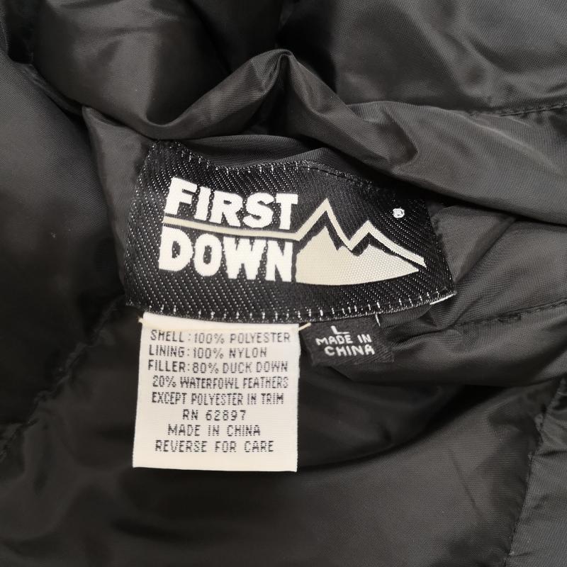 ファーストダウン FIRST DOWN ジャケット、上着 ダウンジャケット リバーシブル 2WAY アウトドア 山型ロゴ ドローコード ダウンジャケット L 黒 / ブラック / black X 黄 / イエロー / yellow メンズ USED 古着 中古 50166560
