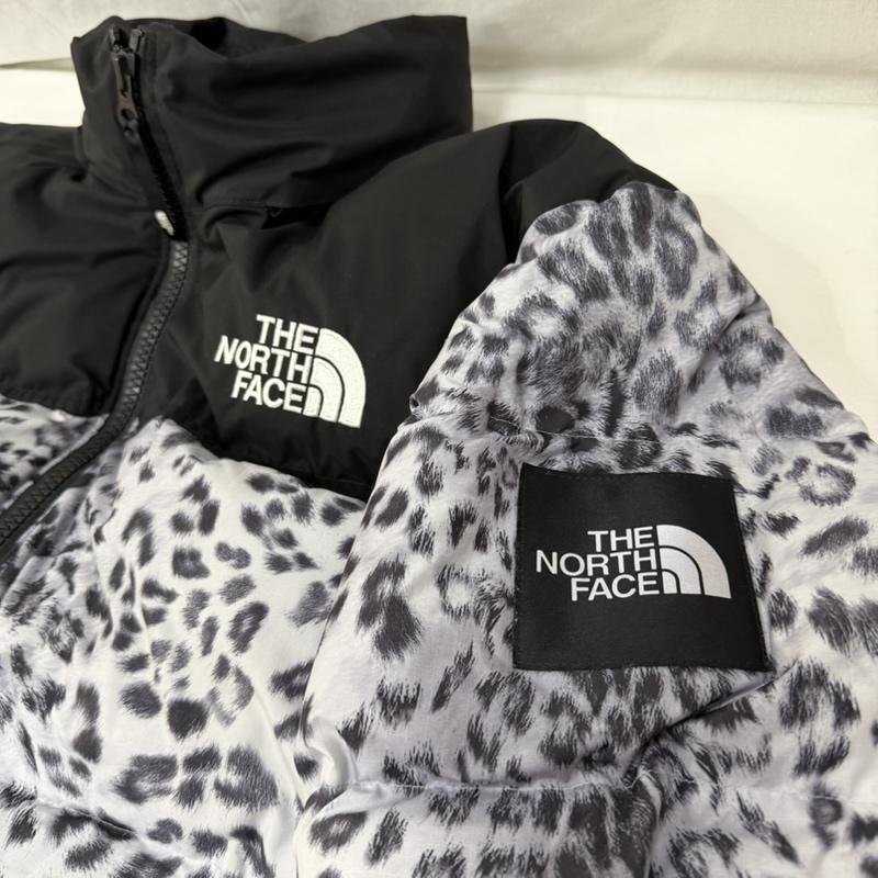 ザノースフェイス THE NORTH FACE ジャケット、上着 ダウンジャケット NJ1DN51L NOVELTY NUPTSE DOWN JACKET レオパード L L ヒョウ柄・レオパード柄 白 / ホワイト / white X 黒 / ブラック / black メンズ USED 古着 中古 50166572