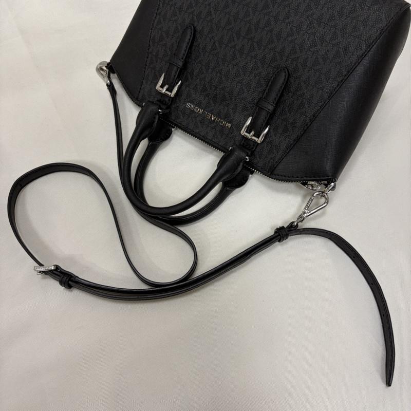 マイケルコース MICHAEL KORS ショルダーバッグ ショルダーバッグ 2WAY ショルダーバッグ ハンド シアラ ミディアム サッチェル CIARA MD MESSENGER 35f9sc6m2b MKシグネチャー - 無地 X ロゴ、文字 黒 / ブラック / black X ダークグレー / ダークグレー / レディース USED 古着 中古 50166639