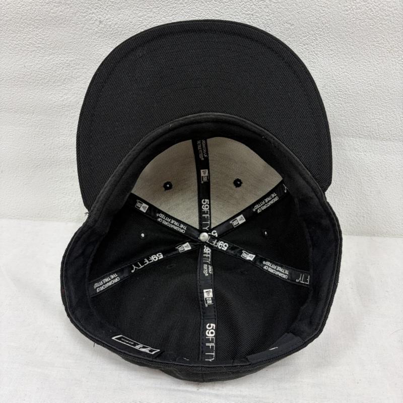 ディスイズイット！ DISSIZIT! 帽子 キャップ NEW ERA ニューエラ コラボ 刺繍 ロゴ ベースボールキャップ - ロゴ、文字 X 刺繍 黒 / ブラック / black X 白 / ホワイト / white メンズ USED 古着 中古 50166717