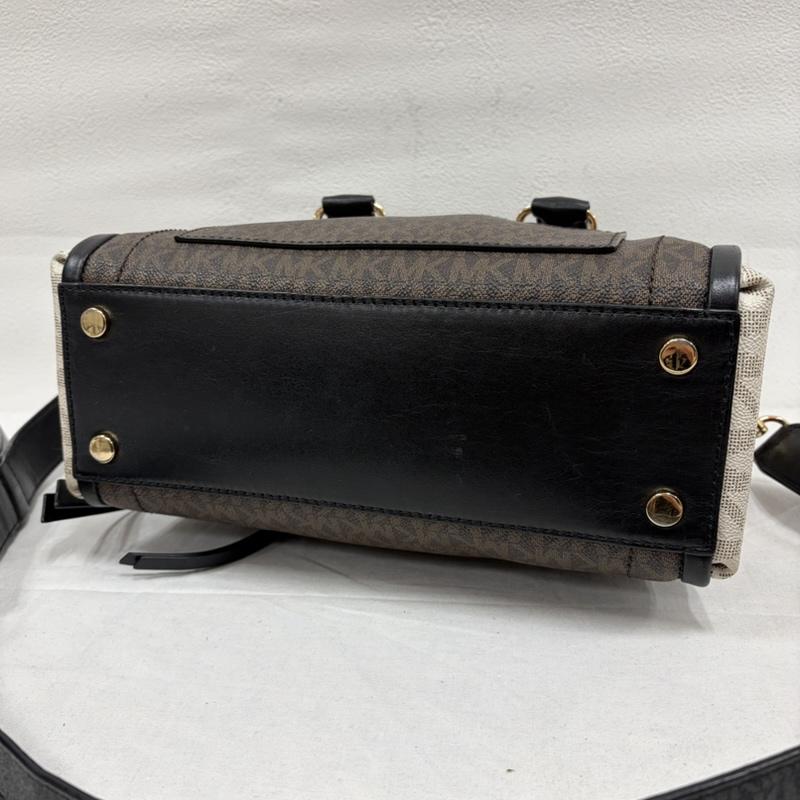 マイケルコース MICHAEL KORS ショルダーバッグ ショルダーバッグ CARINE カリーヌ 2WAY ショルダー バッグ シグネチャー MKロゴ レザー チャーム - ロゴ、文字 X 総柄 茶 / ブラウン / brown X 黒 / ブラック / black X 白 / ホワイト / white X 金 / ゴールド / gold color レディース USED 古着 中古 50166724