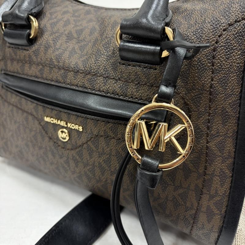 マイケルコース MICHAEL KORS ショルダーバッグ ショルダーバッグ CARINE カリーヌ 2WAY ショルダー バッグ シグネチャー MKロゴ レザー チャーム - ロゴ、文字 X 総柄 茶 / ブラウン / brown X 黒 / ブラック / black X 白 / ホワイト / white X 金 / ゴールド / gold color レディース USED 古着 中古 50166724