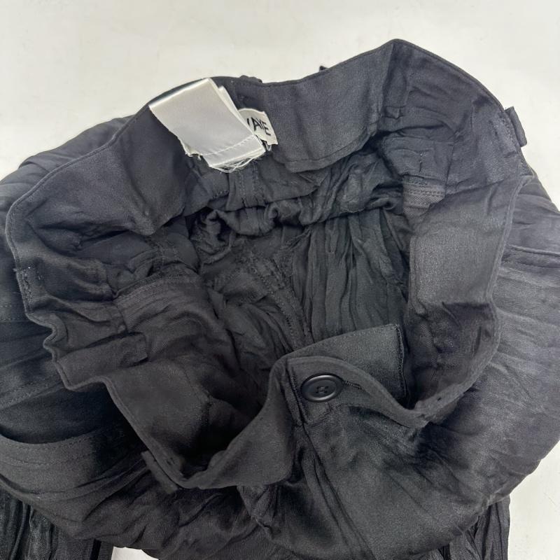 イッセイミヤケ ISSEY MIYAKE パンツ スラックス シワ プリーツ 加工 スラックス パンツ IM74-FF618 S 黒 / ブラック / black レディース USED 古着 中古 50166786