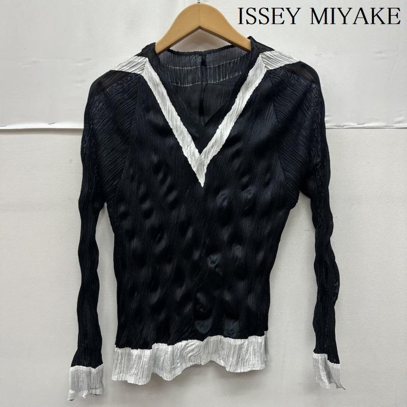 イッセイミヤケ ISSEY MIYAKE カットソー 長袖 シワ プリーツ 加工 Vネック ニット カットソー IM53-FJ955 M 黒 / ブラック / black レディース USED 古着 中古 50166790