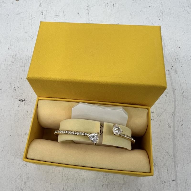 スワロフスキー SWAROVSKI アクセサリー ブレスレット、バングル Mesmera バングル ハート Mサイズ - 金 / ゴールド / gold color レディース USED 古着 中古 50166841