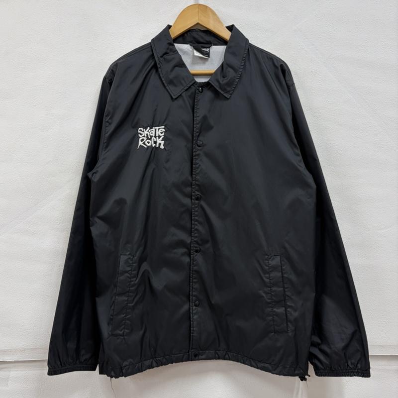 スラッシャー THRASHER ジャケット、上着 ジャケット、ブレザー SKATE ROCK スカル ロゴ プリント ナイロン コーチジャケット 刺繍 L ロゴ、文字 X プリント X 刺繍 黒 / ブラック / black X 白 / ホワイト / white X 赤 / レッド / red メンズ USED 古着 中古 50166847