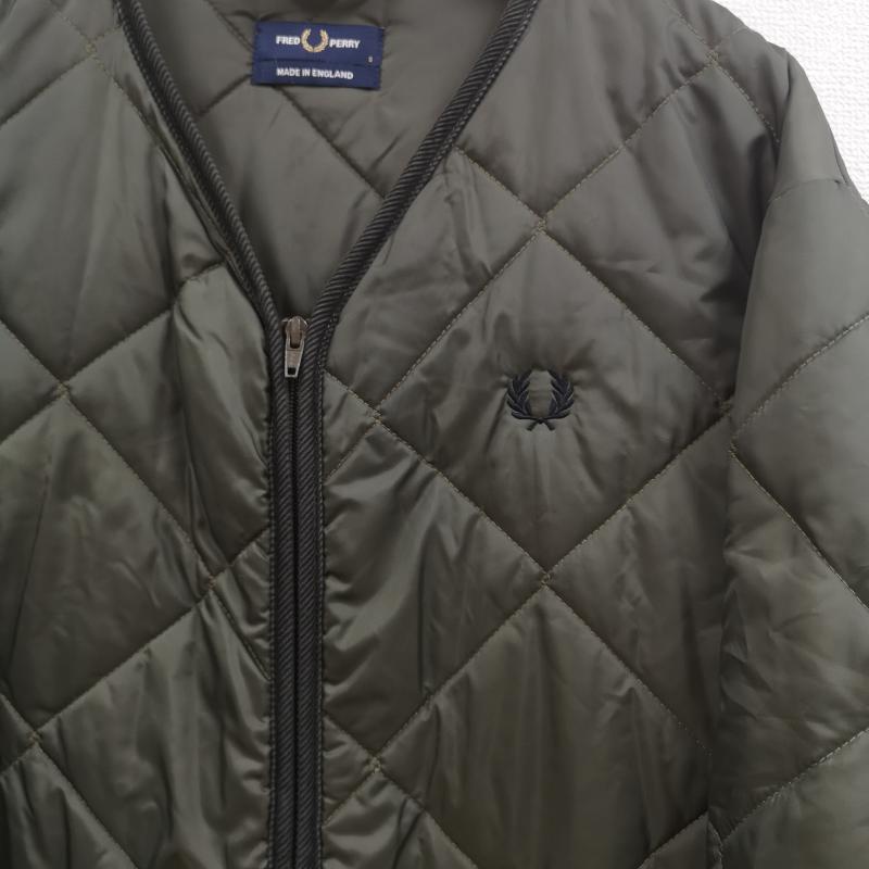 フレッドペリー FRED PERRY ジャケット、上着 ジャケット、ブレザー イングランド製 LAVENHAM キルティング ライナー ローレルリーフ コート J2852 S カーキ / カーキ / khaki メンズ USED 古着 中古 50166877