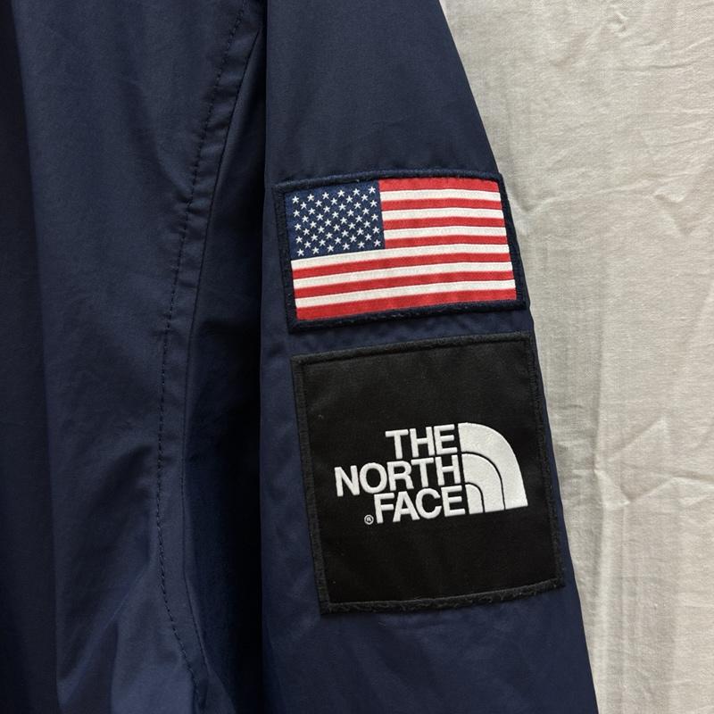 ザノースフェイス THE NORTH FACE ジャケット、上着 ジャンパー、ブルゾン LEGACY STARTS HERE 星条旗 スクエアロゴ ナイロン コーチ ジャケット L 紺 / ネイビー / navy メンズ USED 古着 中古 50167013