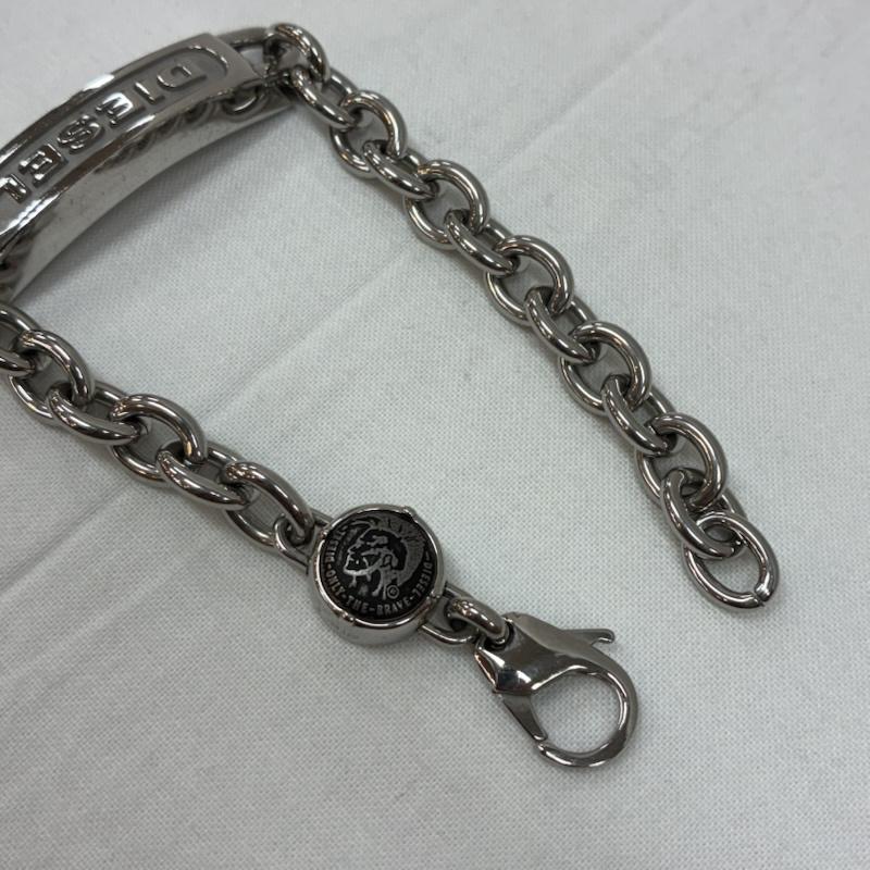 ディーゼル DIESEL アクセサリー ブレスレット、バングル ID ロゴ プレート ブレイブマン チェーン ブレスレット シルバー カラー ステンレス スチール - メンズ USED 古着 中古 50167054