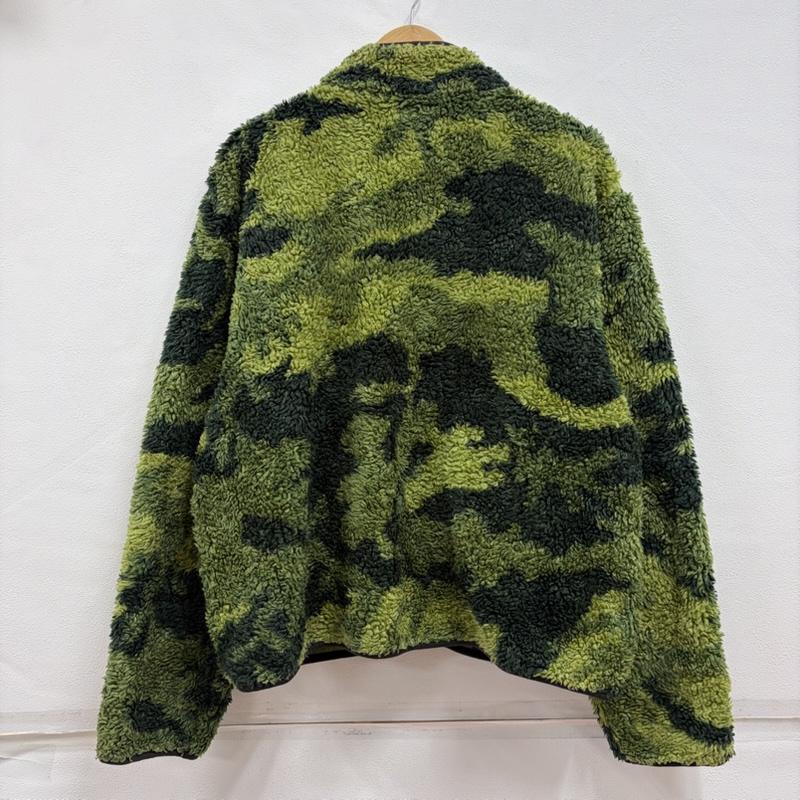 エヴィス EVISU ジャケット、上着 ジャンパー、ブルゾン ボア フリース ジップアップ 迷彩 ジャケット カモフラ ロゴ 刺繍 42 カモフラージュ柄・迷彩 X ロゴ、文字 X 刺繍 緑 / グリーン / green X 茶 / ブラウン / brown X 黄 / イエロー / yellow メンズ USED 古着 中古 50167203