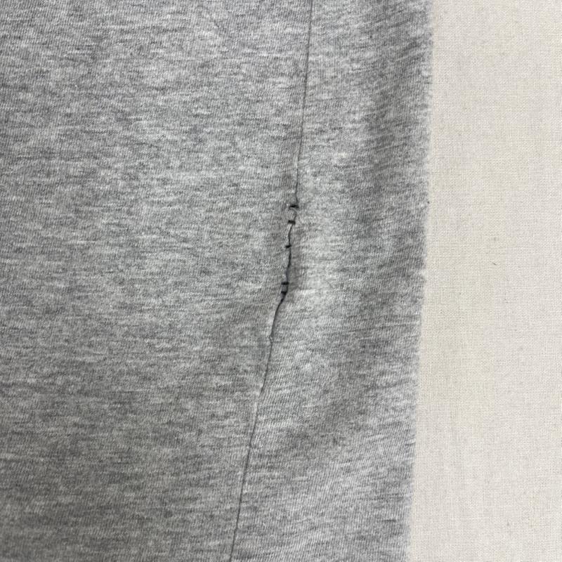ワイスリー Y-3 Tシャツ 半袖 M CLASSIC CHEST LOGO SS TEE ロゴ プリント Tシャツ XS 灰 / グレー / gray メンズ USED 古着 中古 50167204