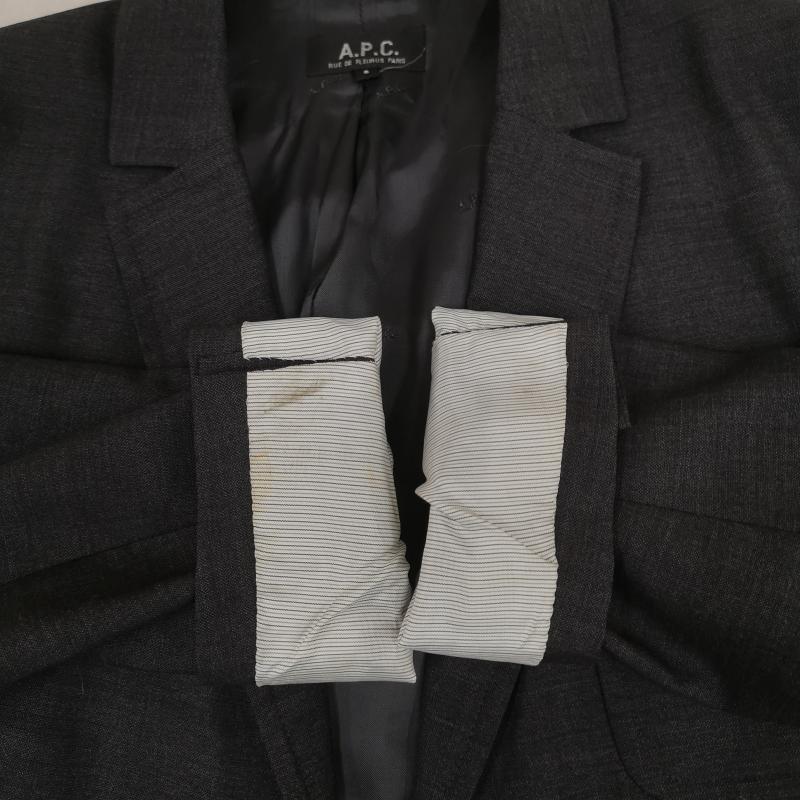 アーペーセー A.P.C. ジャケット、上着 ジャケット、ブレザー ポーランド製 2つボタン パッチポケット ブレザー テーラード ジャケット S 灰 / グレー / gray メンズ USED 古着 中古 50167347