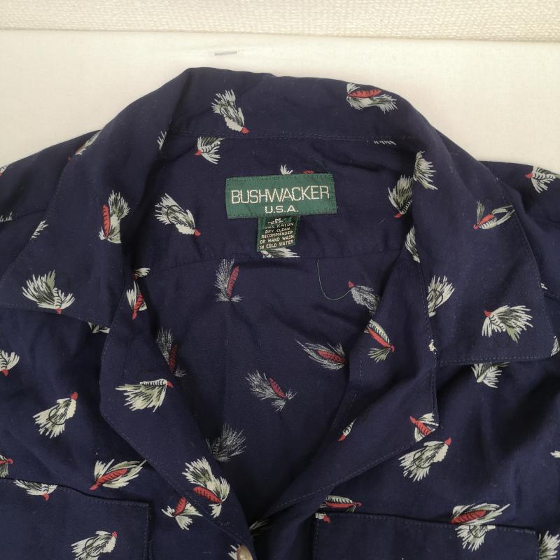 古着 USED シャツ、ブラウス 長袖 BUSHWACKER USA製 釣り毛針 フライルアー 総柄 長袖 ロング スリーブ シャツ M 紺 / ネイビー / navy メンズ USED 古着 中古 50167362