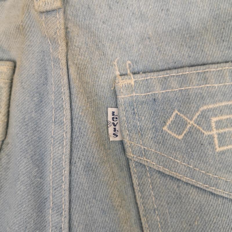 リーバイストラウスアンドコー Levi Strauss & co. パンツ デニム、ジーンズ Movin On 白タブ センタープレス フレアカット デニム パンツ LOT022277-5511 29インチ 水色 / ライトブルー / メンズ USED 古着 中古 50167392