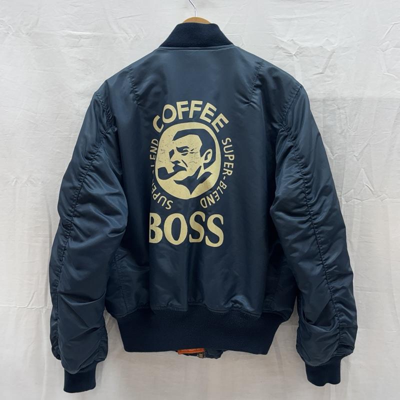 ボス BOSS ジャケット、上着 ジャンパー、ブルゾン ボスジャン ロゴ プリント MA-1 ミリタリー フライト ジャケット 中綿 M 紺 / ネイビー / navy メンズ USED 古着 中古 50167525