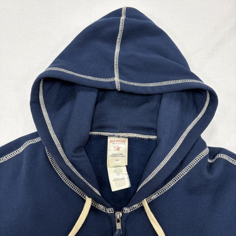 トゥルーレリジョン TRUE RELIGION パーカー 長袖 スウェット ジップアップ パーカー ステッチ ロゴ プリント L ワンポイント X ロゴ、文字 X プリント 紺 / ネイビー / navy X 白 / ホワイト / white メンズ USED 古着 中古 50167690