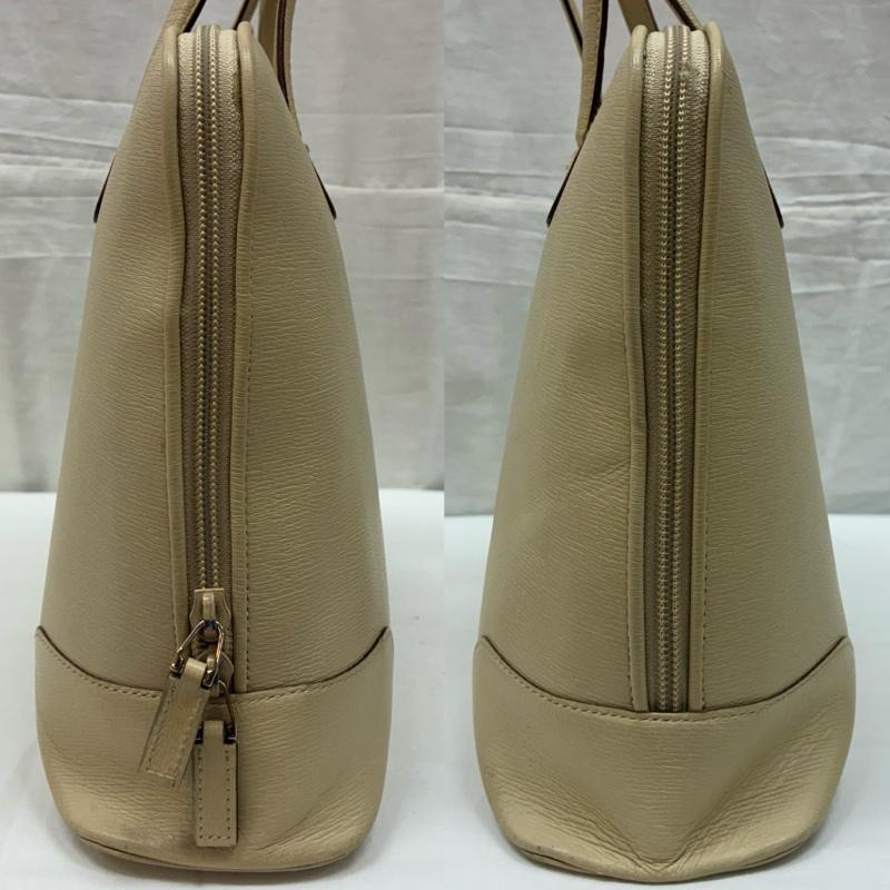 グッチ GUCCI トートバッグ トートバッグ オールド 002-1122 レザー ラウンドジップ トート バッグ A4収納 ロゴ メタル プレート - レディース USED 古着 中古 50167697