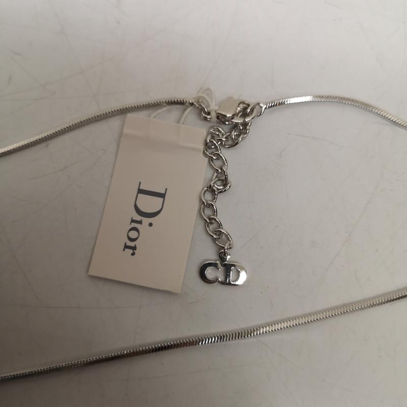 クリスチャンディオール Christian Dior アクセサリー ネックレス、ペンダント トロッター柄 プレート トップ ネックレス - 桃 / ピンク / pink X 銀 / シルバー / silver color レディース USED 古着 中古 50167717