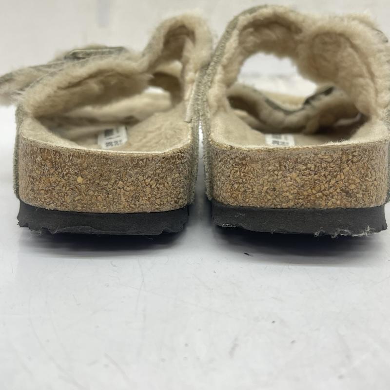 ビルケンシュトック BIRKENSTOCK サンダル サンダル Arizona Shearling Taupe トープ カラー コンフォート サンダル UK：5 チャコールグレー / チャコールグレー / レディース USED 古着 中古 50167720