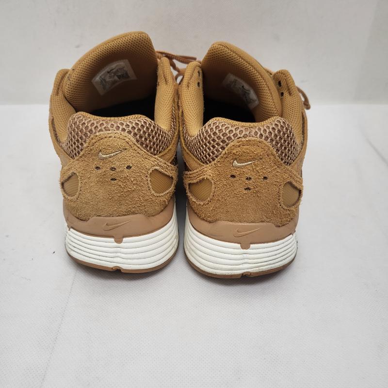 ナイキ NIKE スニーカー スニーカー P-6000 SE フラックス メタリックゴールド ローカット 28㎝ 28.0cm 金 / ゴールド / gold color X 茶 / ブラウン / brown メンズ USED 古着 中古 50167790