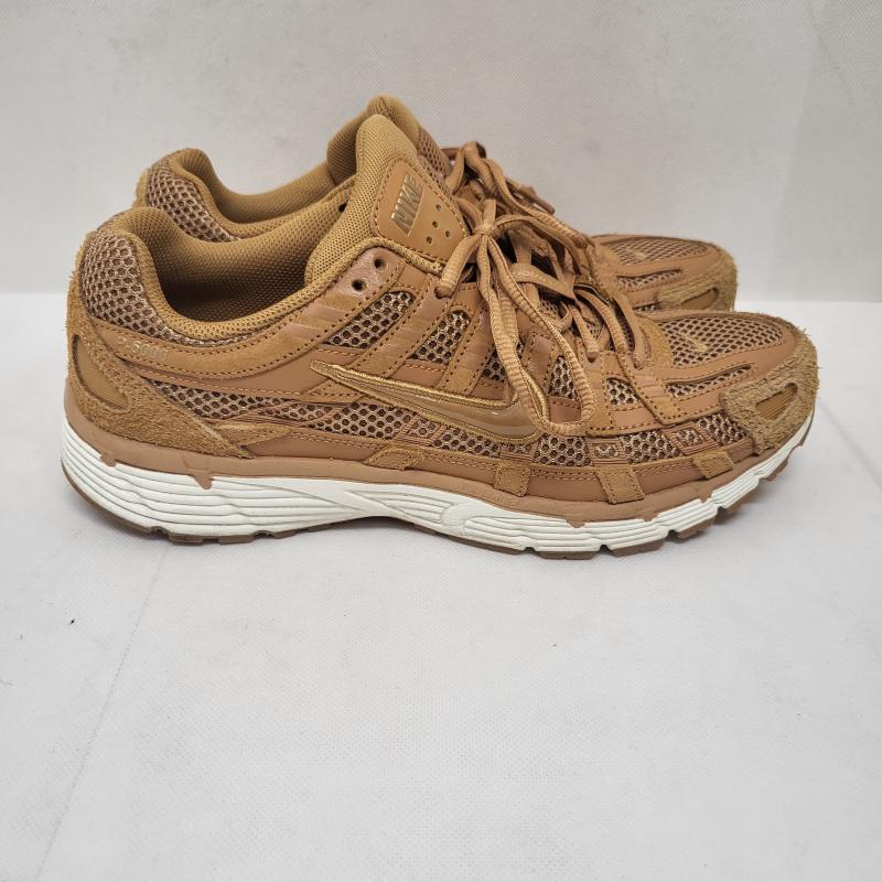 ナイキ NIKE スニーカー スニーカー P-6000 SE フラックス メタリックゴールド ローカット 28㎝ 28.0cm 金 / ゴールド / gold color X 茶 / ブラウン / brown メンズ USED 古着 中古 50167790