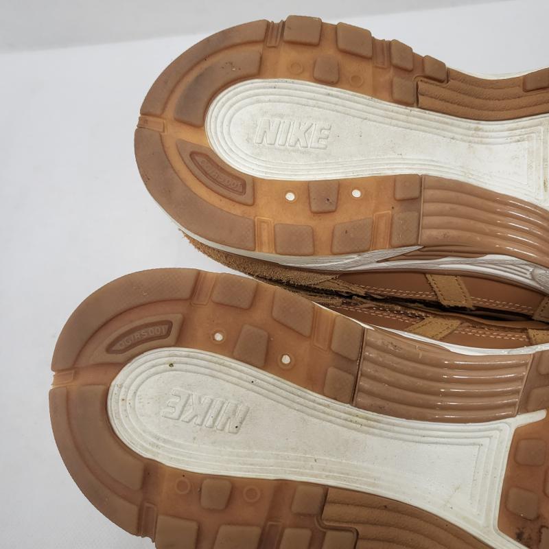 ナイキ NIKE スニーカー スニーカー P-6000 SE フラックス メタリックゴールド ローカット 28㎝ 28.0cm 金 / ゴールド / gold color X 茶 / ブラウン / brown メンズ USED 古着 中古 50167790