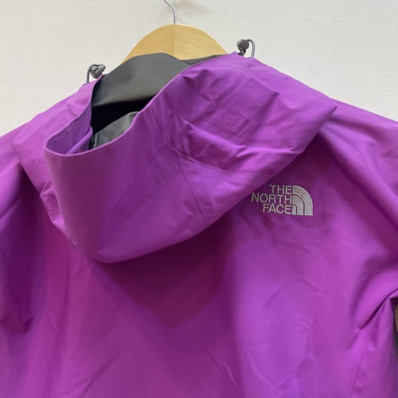 ザノースフェイス THE NORTH FACE ジャケット、上着 ジャンパー、ブルゾン クライム ライト ストレッチ ジャケット サミット シリーズ ゴアテックス npw15905 S マゼンタ / マゼンタ / レディース USED 古着 中古 50167791