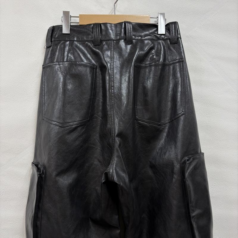 古着 USED パンツ ワークパンツ、ペインターパンツ soerte ソエルテ フェイクレザー ワイドカーゴパンツ 2 無地 黒 / ブラック / black メンズ USED 古着 中古 50167808