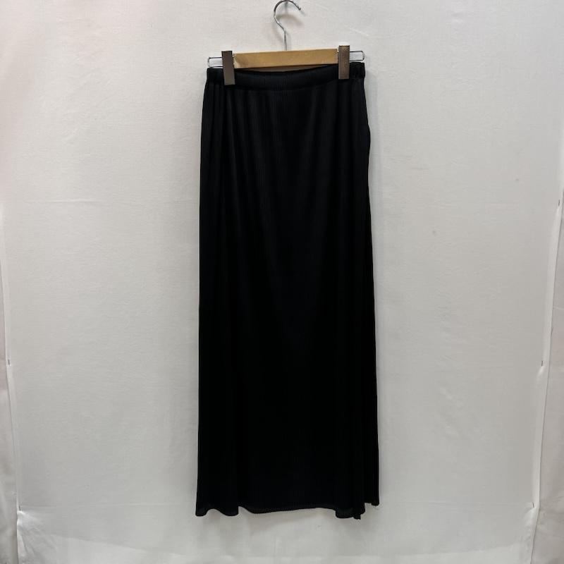 イッセイミヤケ ISSEY MIYAKE スカート ロングスカート プリーツデザイン ロングスカート IM12FG062 2 黒 / ブラック / black レディース USED 古着 中古 50167881