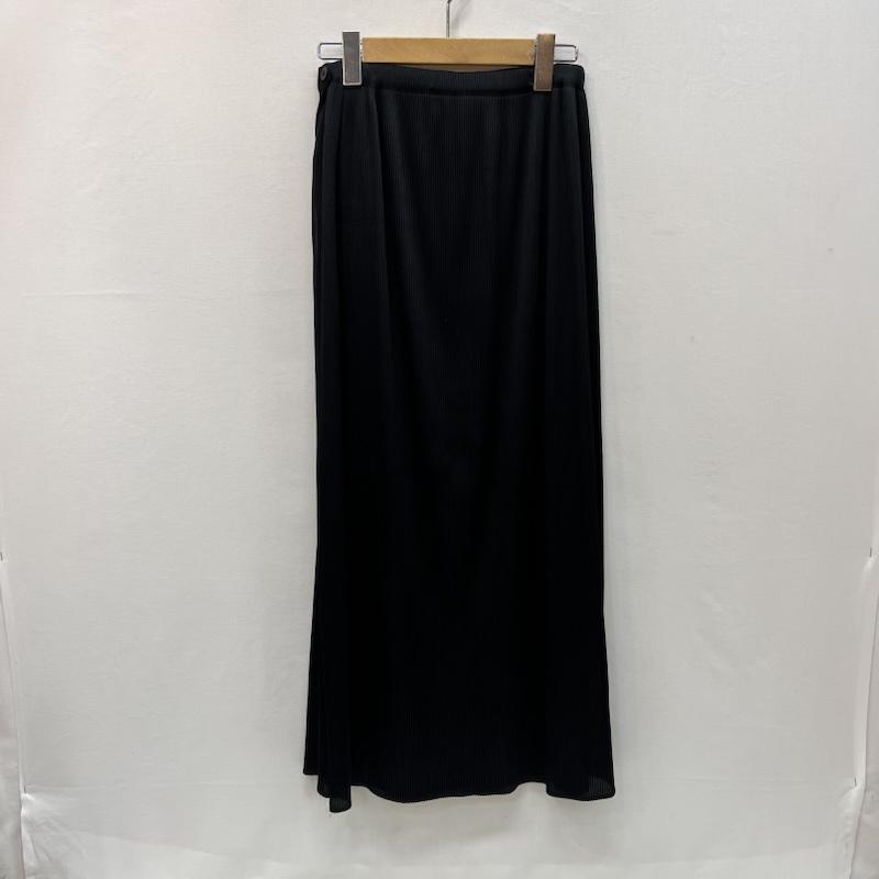 イッセイミヤケ ISSEY MIYAKE スカート ロングスカート プリーツデザイン ロングスカート IM12FG062 2 黒 / ブラック / black レディース USED 古着 中古 50167881
