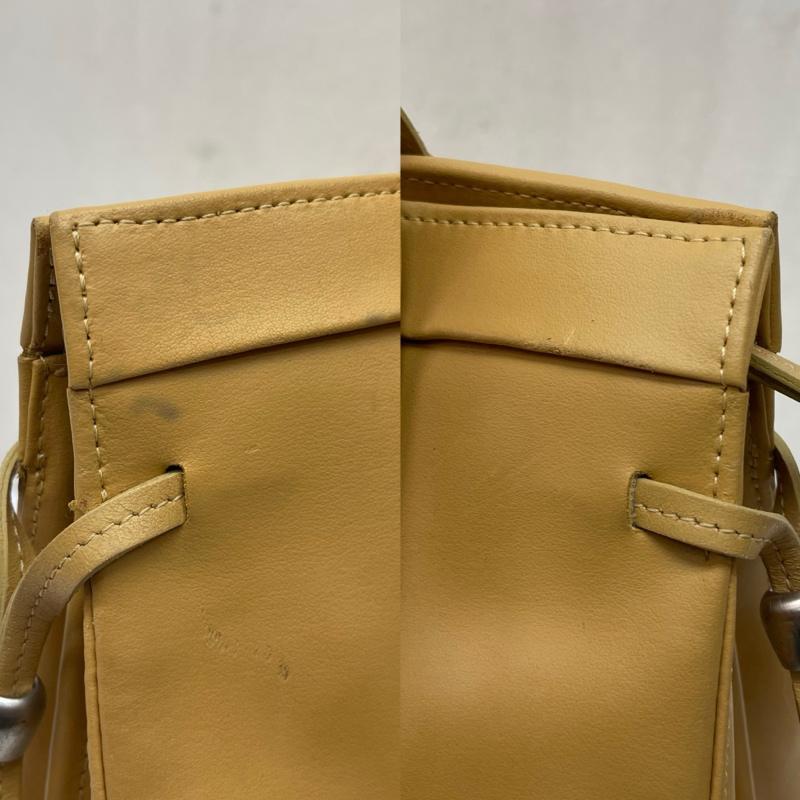 ロンシャン LONGCHAMP ハンドバッグ ハンドバッグ ロゴ入り スタッズ レザ－ ハンドバッグ - ベージュ / ベージュ / beige レディース USED 古着 中古 50167884