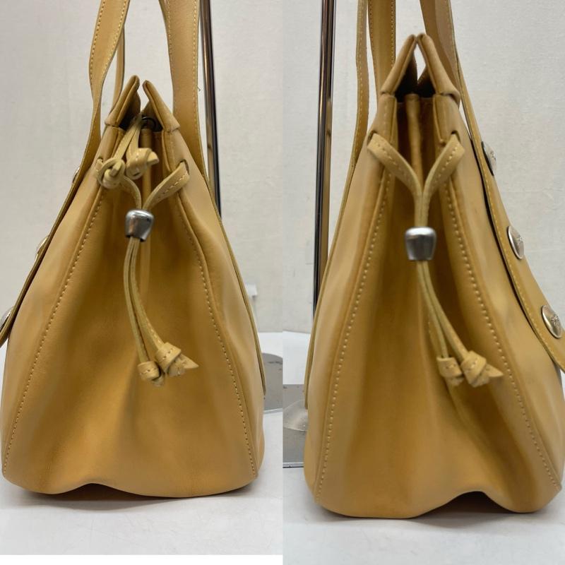 ロンシャン LONGCHAMP ハンドバッグ ハンドバッグ ロゴ入り スタッズ レザ－ ハンドバッグ - ベージュ / ベージュ / beige レディース USED 古着 中古 50167884