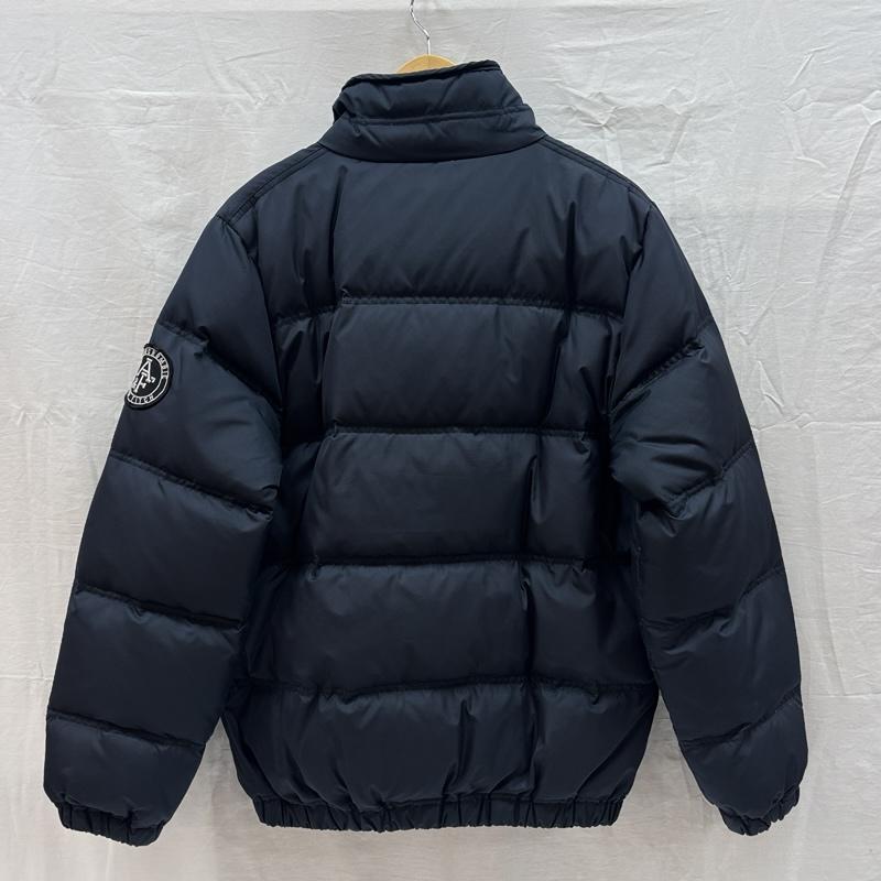 アバクロンビーアンドフィッチ ABERCROMBIE&FITCH ジャケット、上着 ダウンジャケット ダウン ジャケット スタンドカラー スクエアキルティング M 紺 / ネイビー / navy メンズ USED 古着 中古 50167930