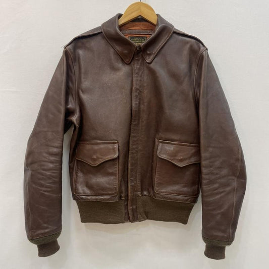ラフウェアクロージング ROUGH WEAR CLOTHING ジャケット、上着 レザージャケット THE FEW Type A-2 フライト ジャケット 馬革 ホースハイド 40 茶 / ブラウン / brown メンズ USED 古着 中古 50167950