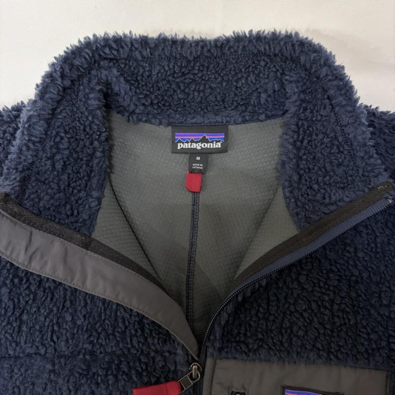 パタゴニア patagonia ジャケット、上着 ジャンパー、ブルゾン 23056 CLASSIC RETRO-X JACKET navy M フリース ボア M ロゴ、文字 紺 / ネイビー / navy メンズ USED 古着 中古 50167985