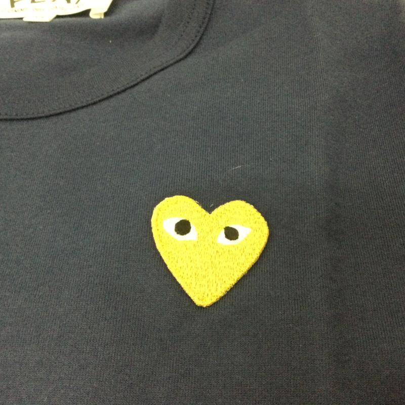 プレイコムデギャルソン PLAY COMME des GARCONS Tシャツ 半袖 金ハート刺繍 半袖Tシャツ AX-T216 XS ロゴ、文字 紺 / ネイビー / navy X 金 / ゴールド / gold color メンズ USED 古着 中古 50167991