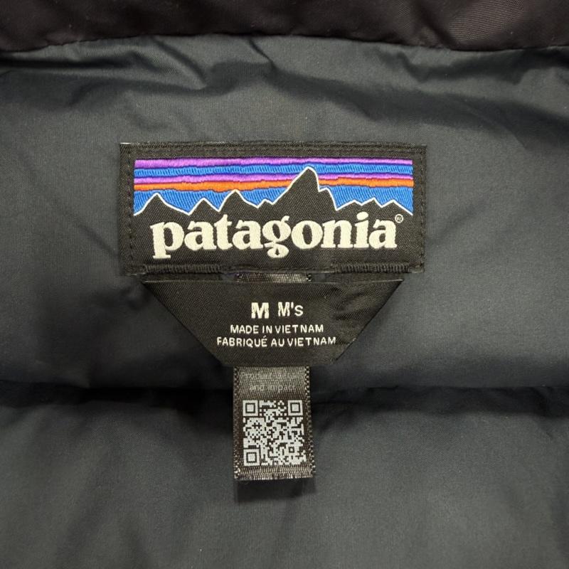 パタゴニア patagonia ジャケット、上着 ダウンジャケット ダウンド リフトジャケット フード取り外し可能 STY20600 FA25 ジップアップ M ワンポイント X ロゴ、文字 X 刺繍 紺 / ネイビー / navy メンズ USED 古着 中古 50168005