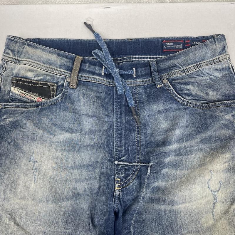 ディーゼル DIESEL パンツ デニム、ジーンズ JOGG JEANS NARROT ヴィンテージ加工 デニム パンツ ジーンズ 30インチ インディゴ / インディゴ / Indigo メンズ USED 古着 中古 50168023
