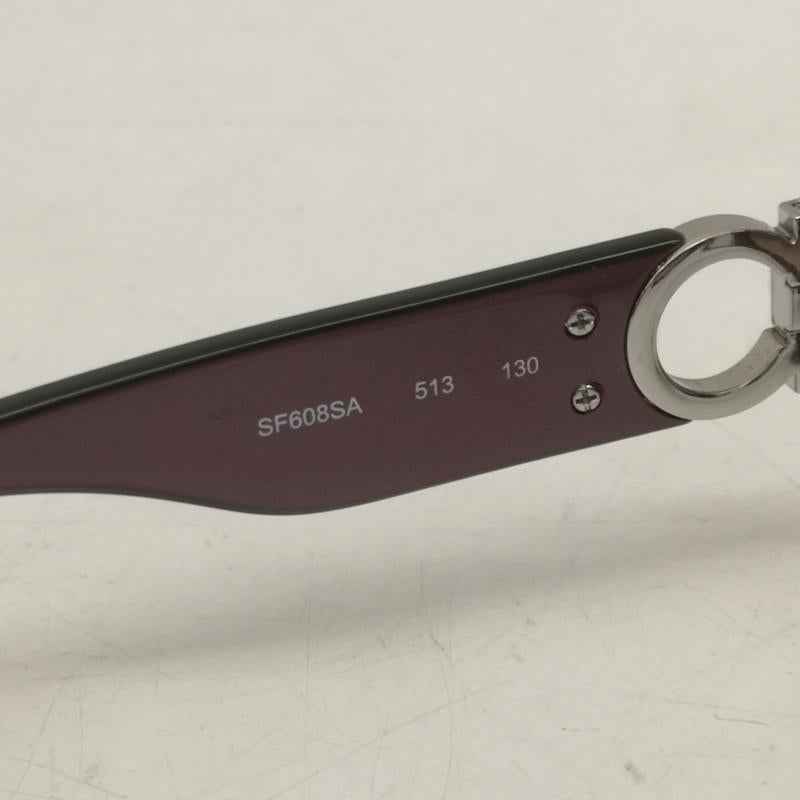 サルヴァトーレフェラガモ Salvatore Ferragamo めがね・サングラス サングラス ガンチーニ柄 サングラス SF608SA 513 130 - 紫 / パープル / purple レディース USED 古着 中古 50168082
