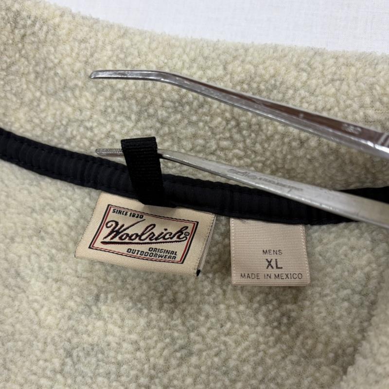 ウールリッチ WOOLRICH トレーナー 長袖 90s 00s パイピング ハーフスナップ フリース プルオーバー POLARTEC ポーラテック ヴィンテージ XL ワンポイント X ロゴ、文字 アイボリー / アイボリー / X 黒 / ブラック / black メンズ USED 古着 中古 50168126