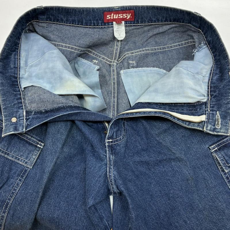 ステューシー STUSSY パンツ デニム、ジーンズ 90s ARCHIVE OLD MADE IN USA 赤タグ 6ポケット デニム カーゴ パンツ 32インチ メンズ USED 古着 中古 50168148