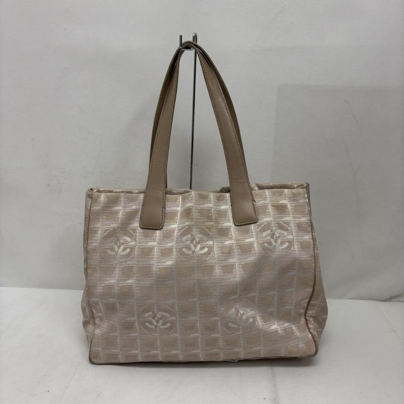 シャネル CHANEL ハンドバッグ ハンドバッグ ニュートラベルライン ナイロン ハンドバック トート レディース USED 古着 中古 50168265