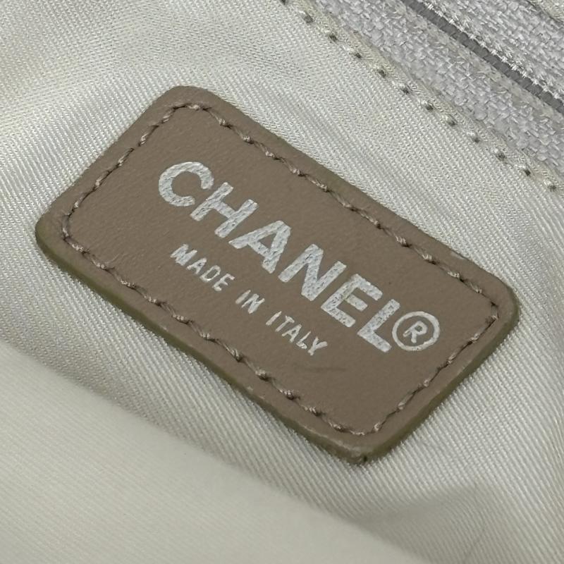シャネル CHANEL ハンドバッグ ハンドバッグ ニュートラベルライン ナイロン ハンドバック トート レディース USED 古着 中古 50168265