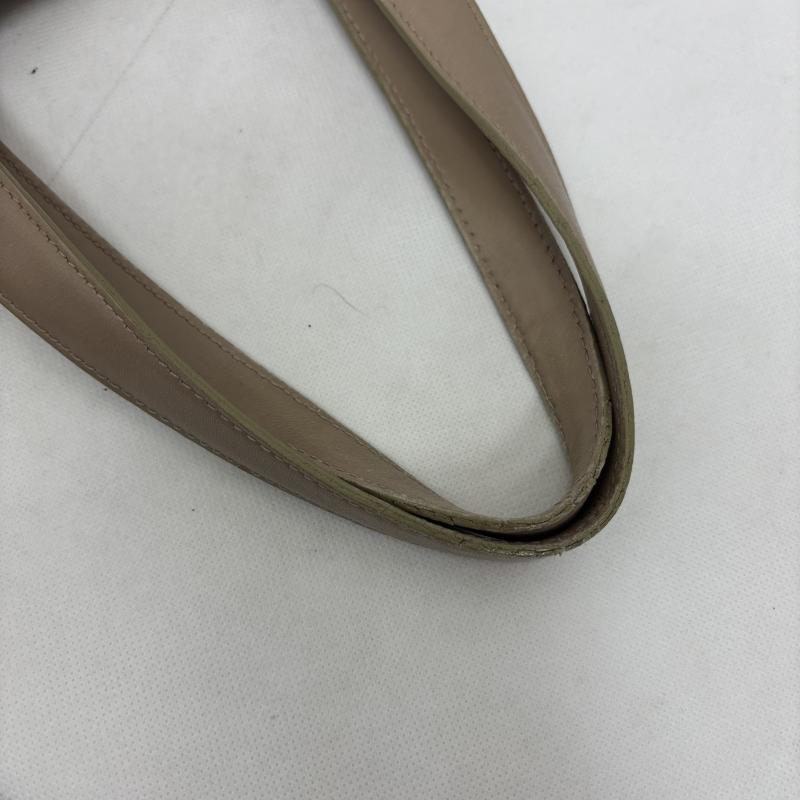 シャネル CHANEL ハンドバッグ ハンドバッグ ニュートラベルライン ナイロン ハンドバック トート レディース USED 古着 中古 50168265