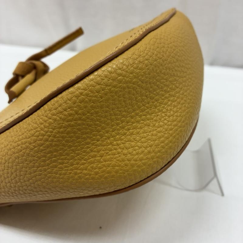 マークジェイコブス MARCJACOBS ショルダーバッグ ショルダーバッグ マーベリック クロス ボディ ショルダー バッグ リボン レザー シボ革 斜め掛け - レディース USED 古着 中古 50168341