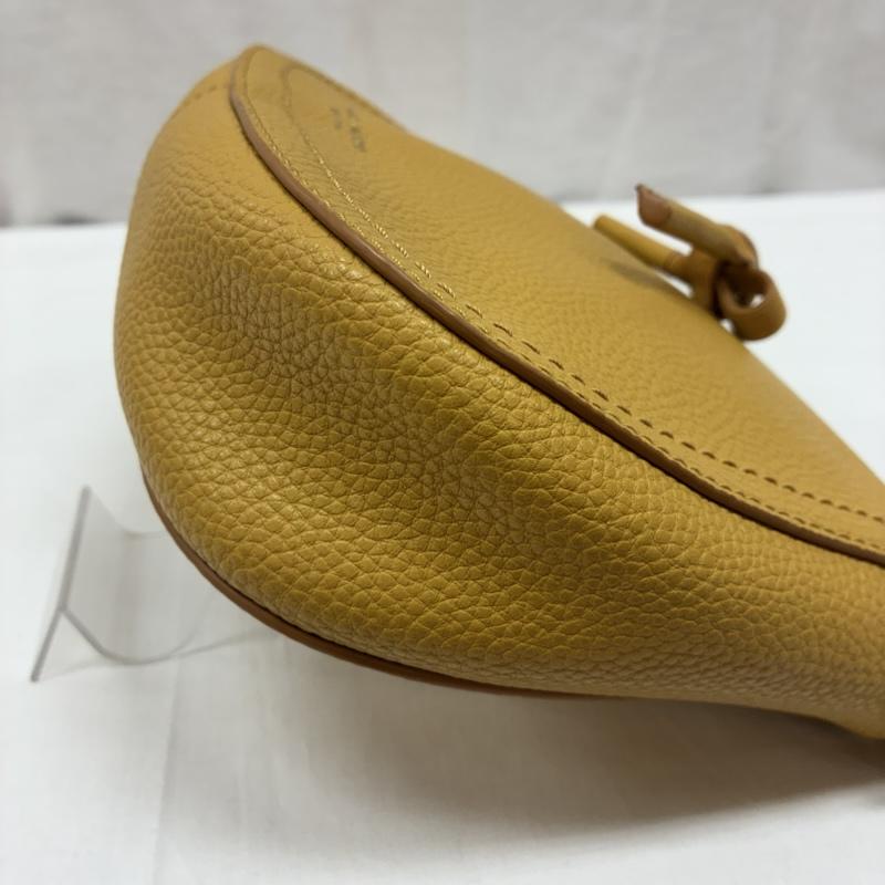 マークジェイコブス MARCJACOBS ショルダーバッグ ショルダーバッグ マーベリック クロス ボディ ショルダー バッグ リボン レザー シボ革 斜め掛け - レディース USED 古着 中古 50168341