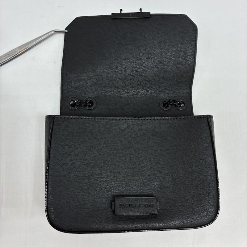 チャールズアンドキース charles&keith ショルダーバッグ ショルダーバッグ チェーン ストラップ 2WAY 肩掛け 斜め掛け ショルダー バッグ オールブラック - レディース USED 古着 中古 50168344