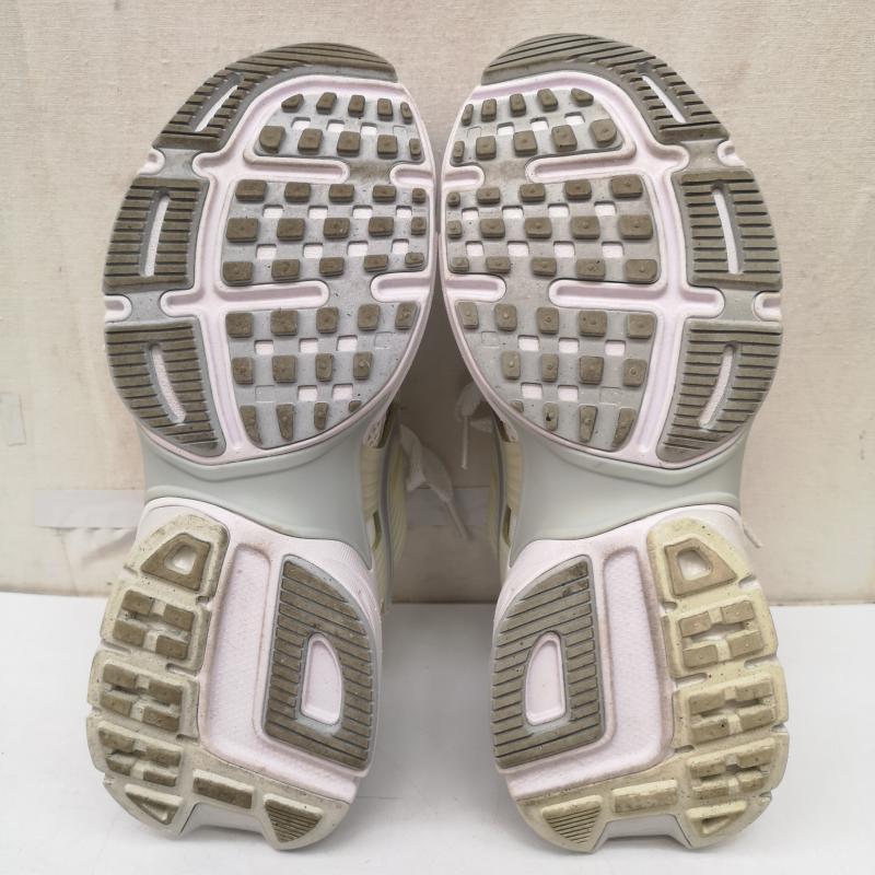 ナイキ NIKE スニーカー スニーカー FD0736-104 W V2K RUN スニーカー 23.5cm 白 / ホワイト / white レディース USED 古着 中古 50168356