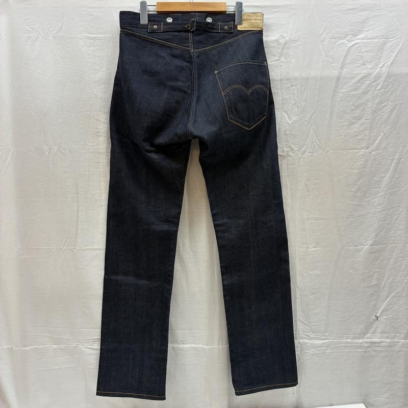 リーバイス Levi s パンツ デニム、ジーンズ 125-0024 USA製 00s ボタン裏 822 1890年代 1st 501 復刻 デニムパンツ 31インチ メンズ USED 古着 中古 50168395